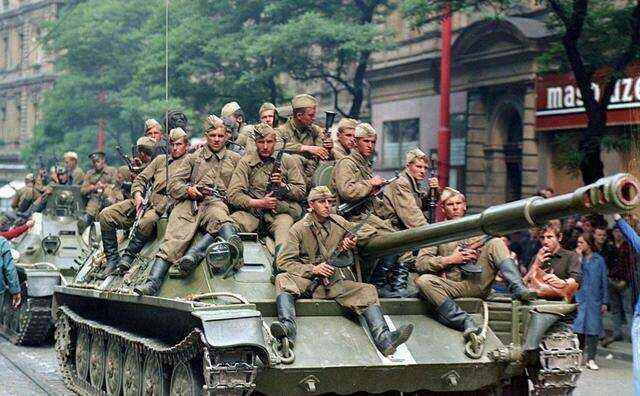 开云体育app-捷克面对斯洛伐克的强硬防守