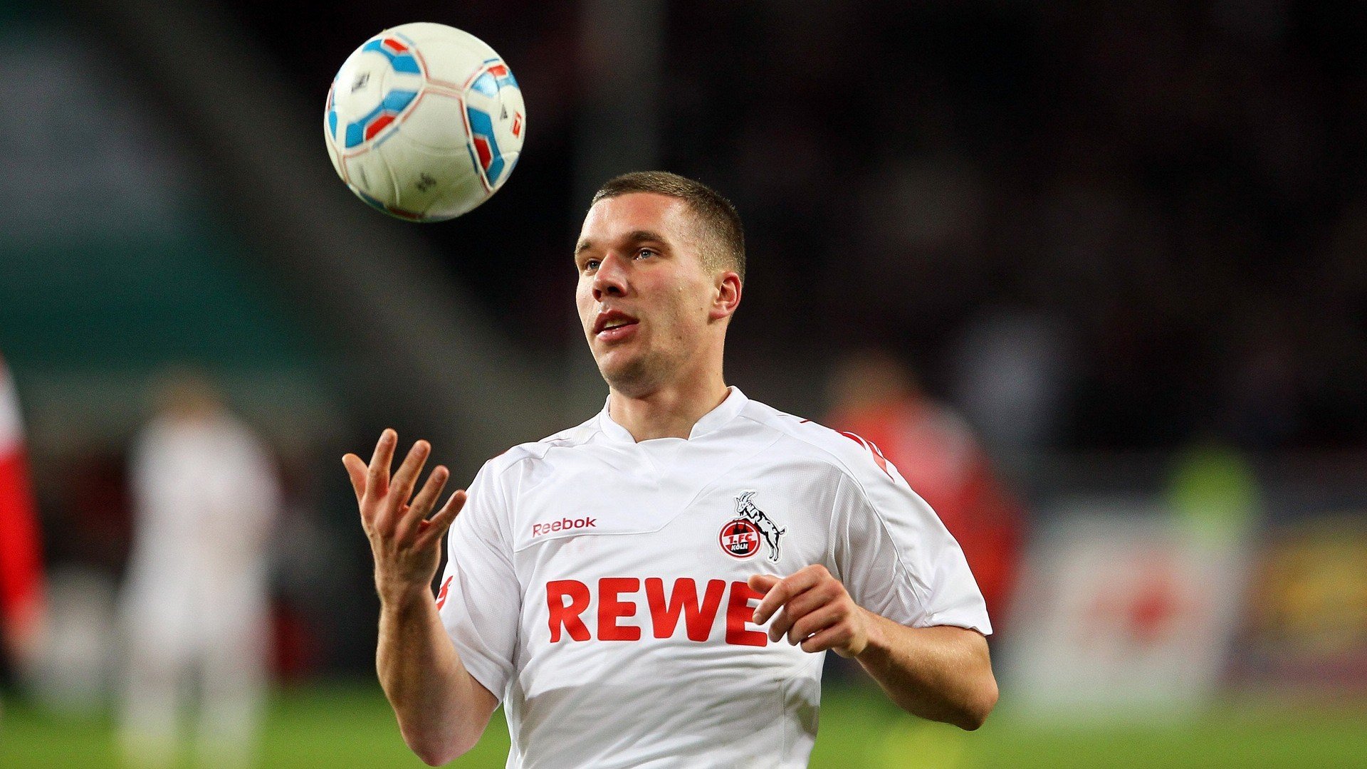 活塞强行终结骑士,F1新赛季揭幕战外的另一场焦点战