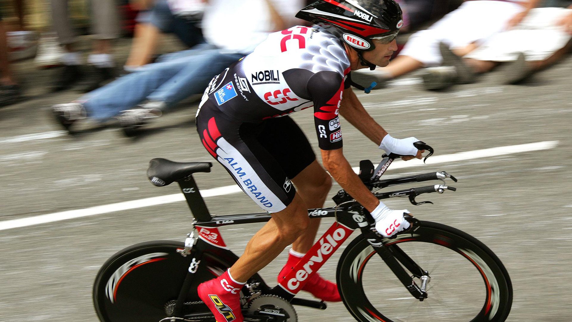 英格拉姆主宰比赛走向,深圳队防守锁死北京队