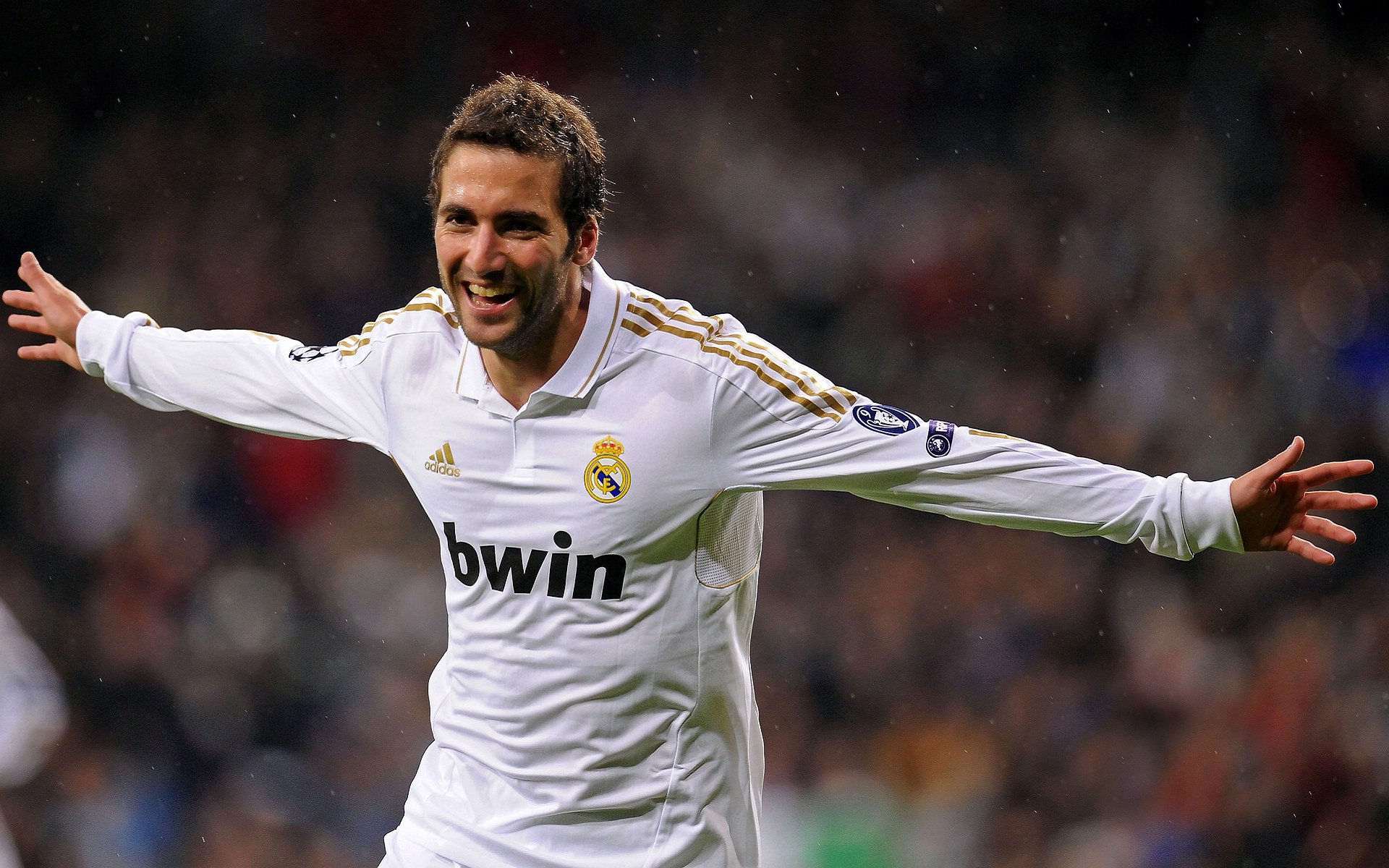 从NBA总决赛到绿茵场，当焦点战遇见横扫—竞技体育的巅峰叙事